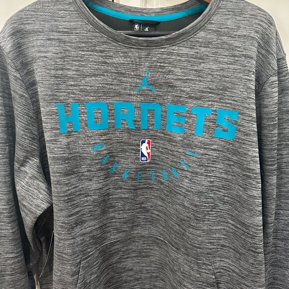 NEW W TAGS Nike Jordan NBA Hornets Grey Sweatshirt Front Pocket Dri-Fit Size XL - Picture 1 of 10